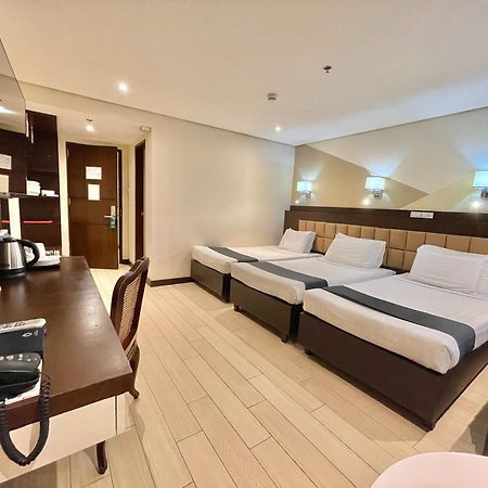 The Vip Hotel Cagayan de Oro Bagian luar foto