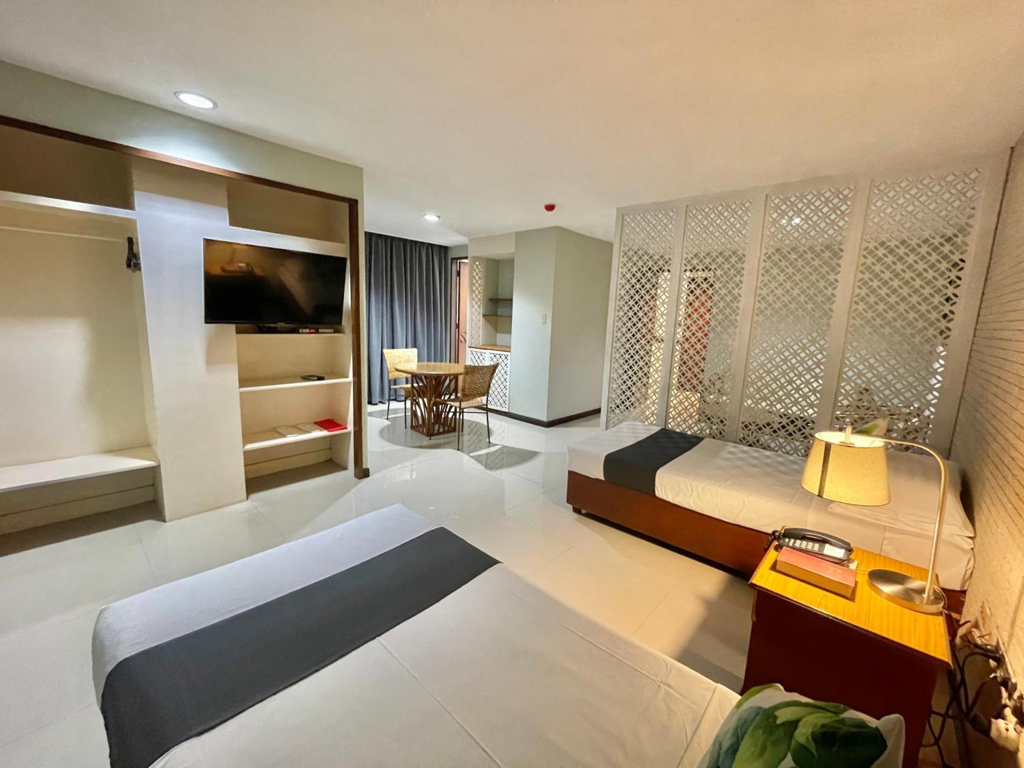 The Vip Hotel Cagayan de Oro Bagian luar foto